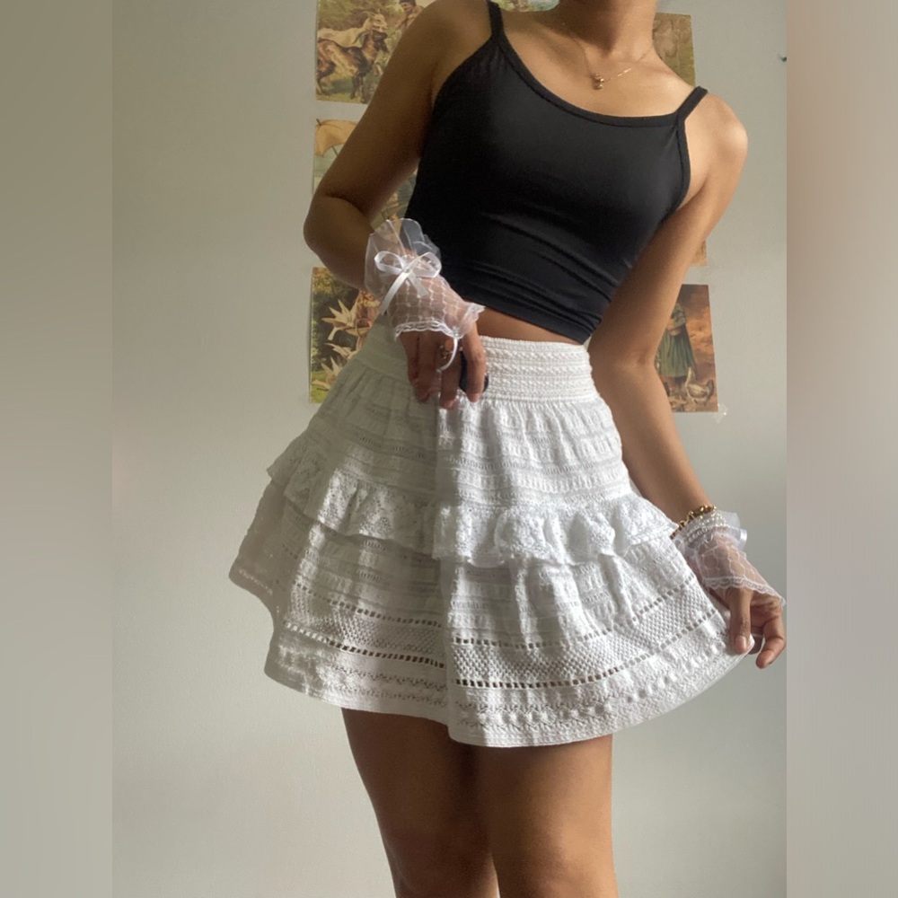 AERIE RUFFLES WHITE MINI SKIRTS SIZE XS